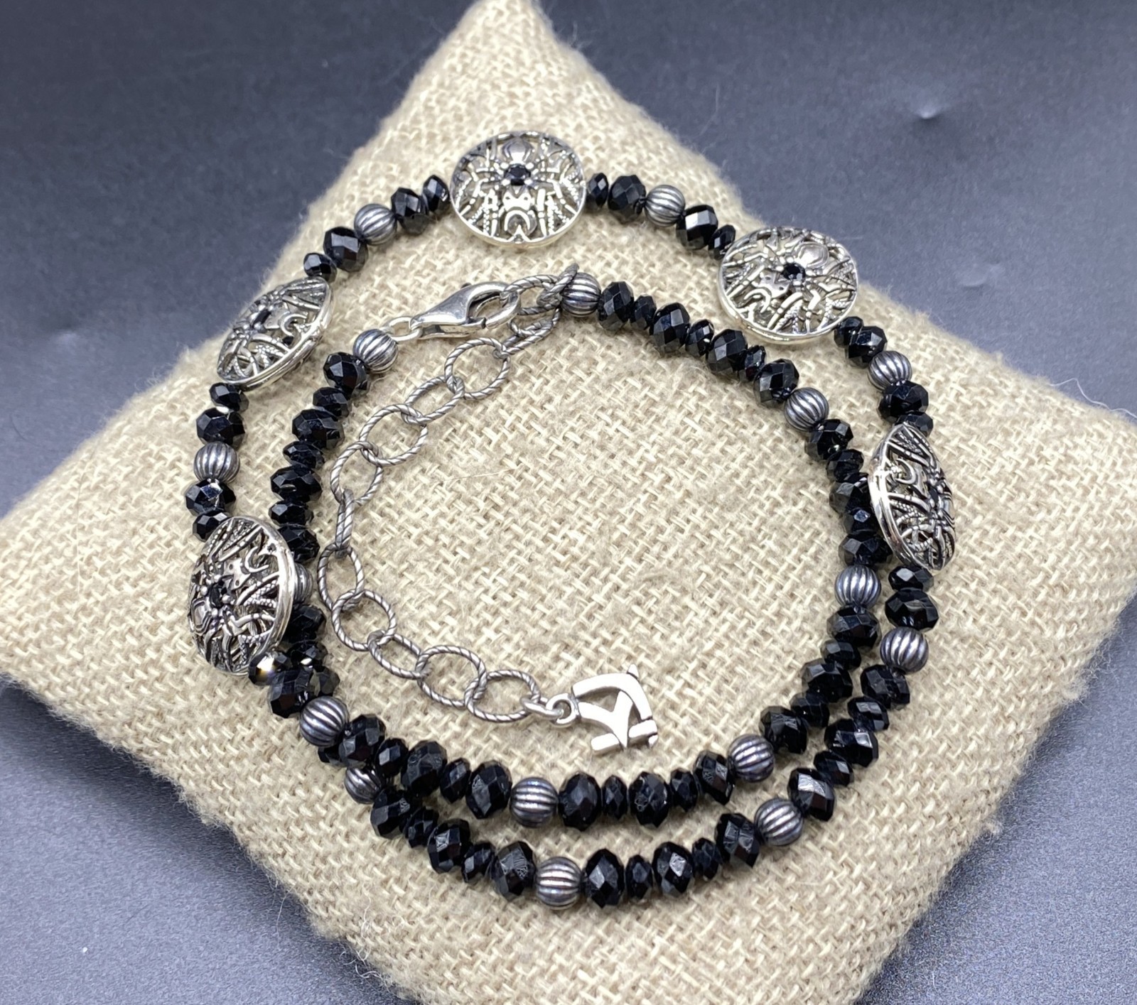 KJ, KENNETH JOHNSON, CAROLYN POLLACK-Sterling Black Spinel Open Work Necklace