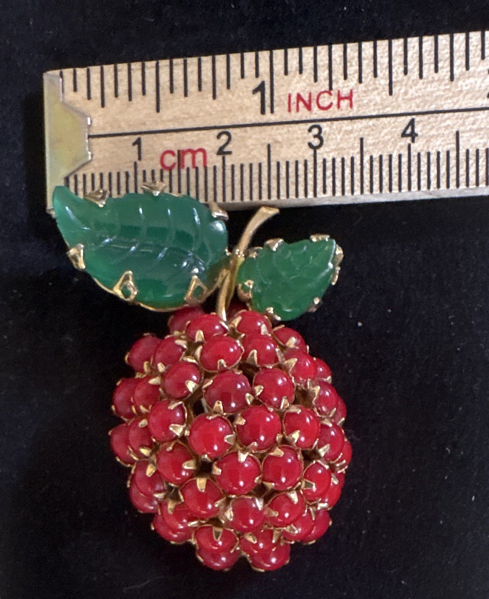 Vintage Unsigned Schreiner ? Strawberry Rhinestone Brooch Pin