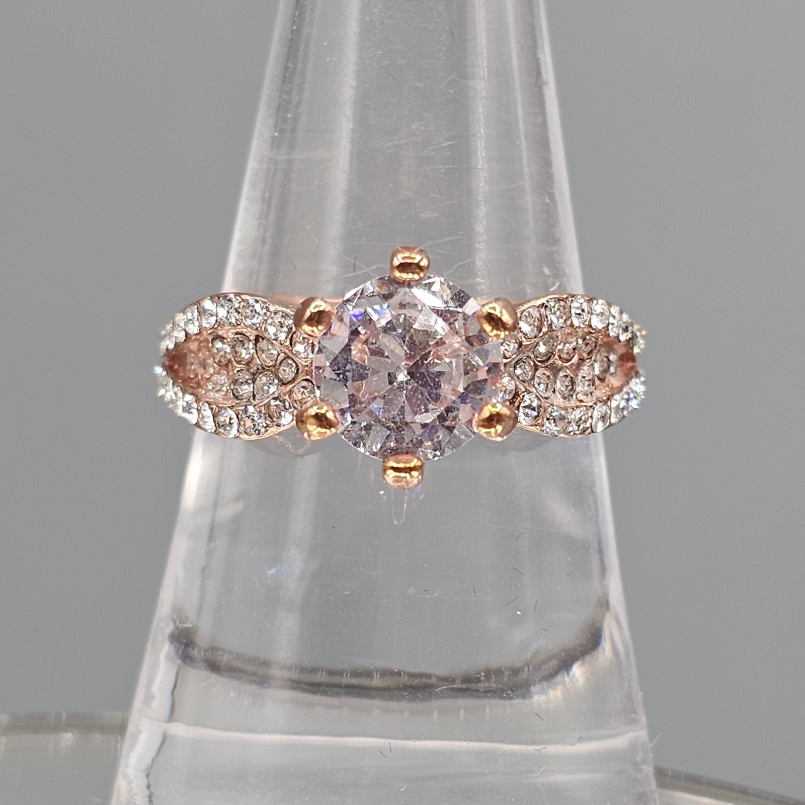 Copper Tone CZ Ring Round Center Stone Scalloped Band Size 7.5 Cubic Zirconia
