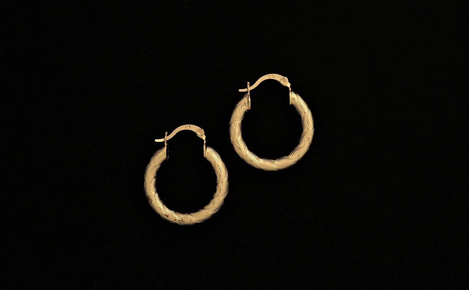 The Iroquois Chunky Hoops