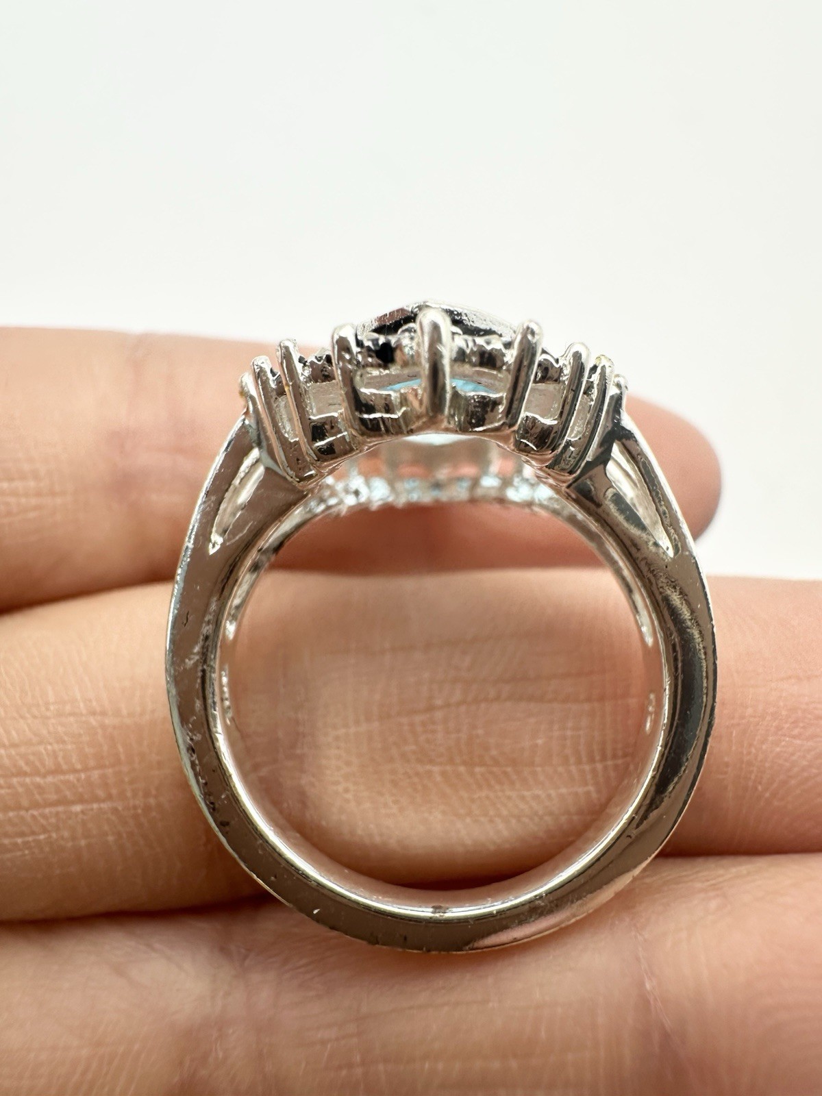 Marcasite Marquise Blue Stone Cocktail Ring Size 7.5 Silver Tone