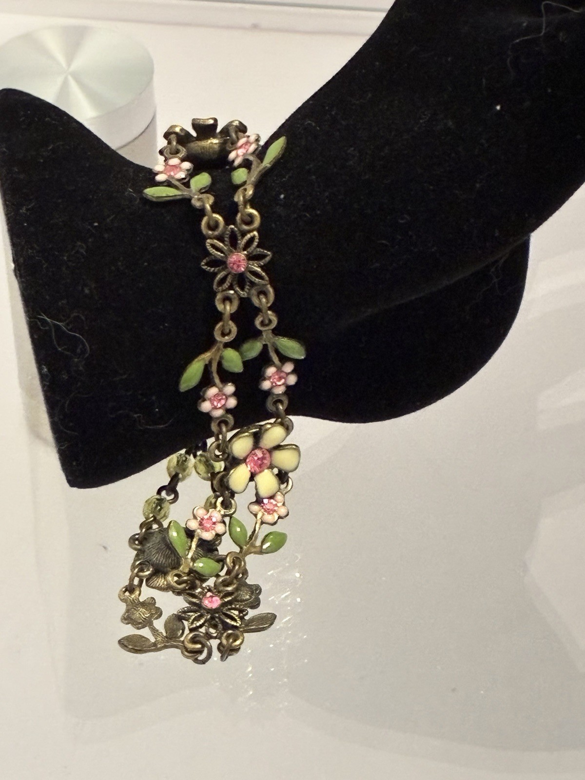 Vintage Avon Fashion Flower 3 Pc Suite Swag Necklace Bracelet Earrings Mint