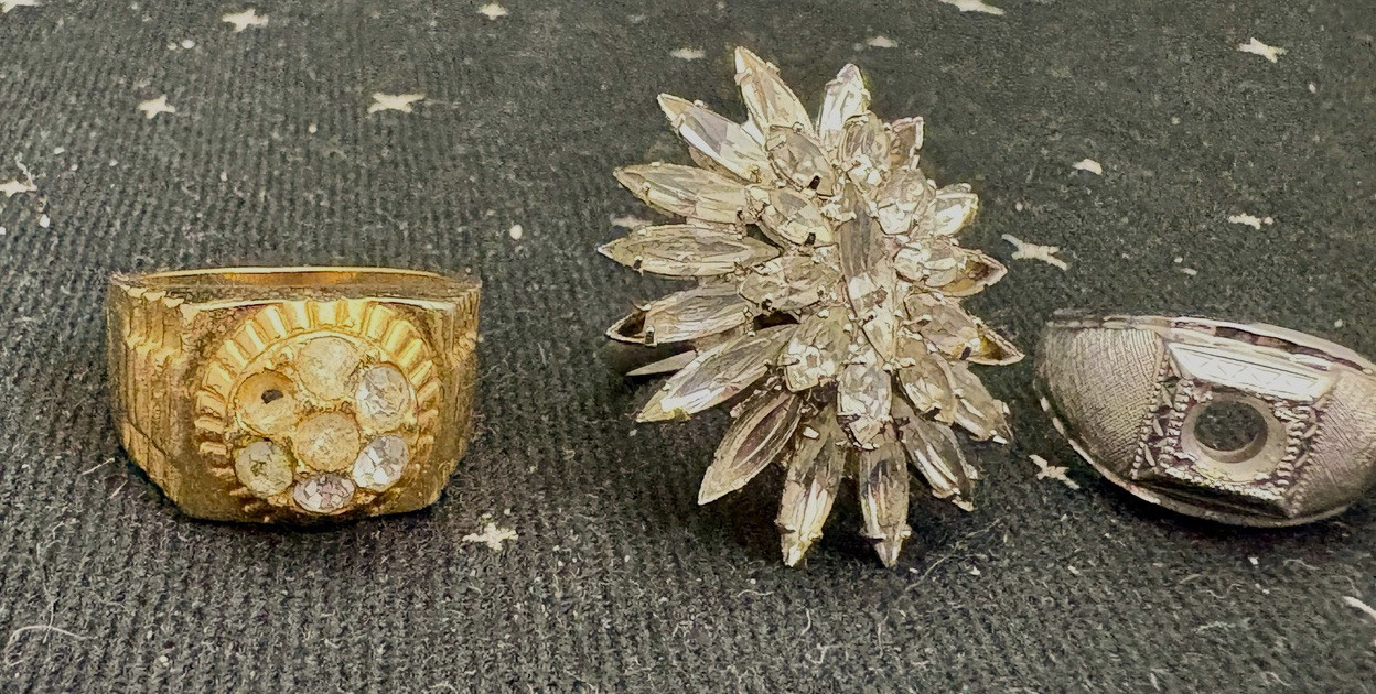 Vintage Cluster Rings Lot Of 5 Various Sizes 7-12 Missing Stones 1 18KT HGE ESPO