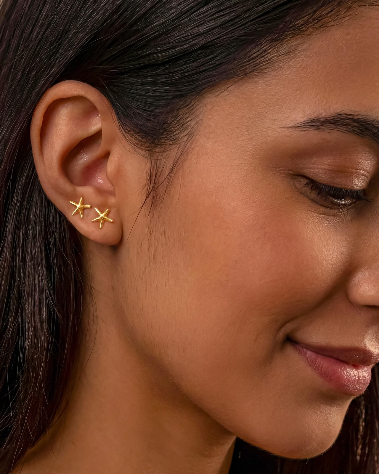 MUMREUES Gold Earrings for Women Trendy 14K Gold Plated Small Starfish Stud E…