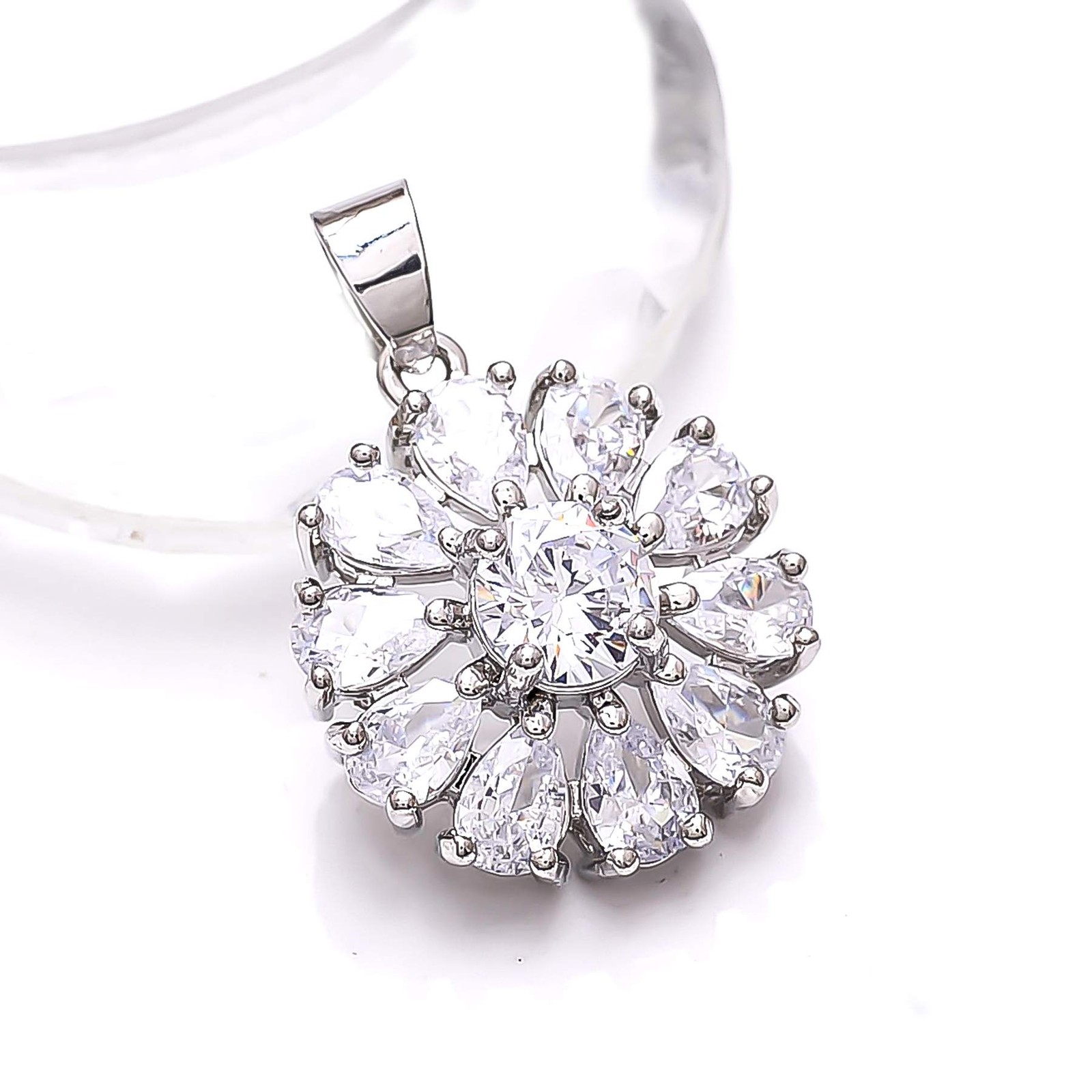 White Topaz Gemstone 925 Sterling Silver Flower Pendant 0.90″ P7895