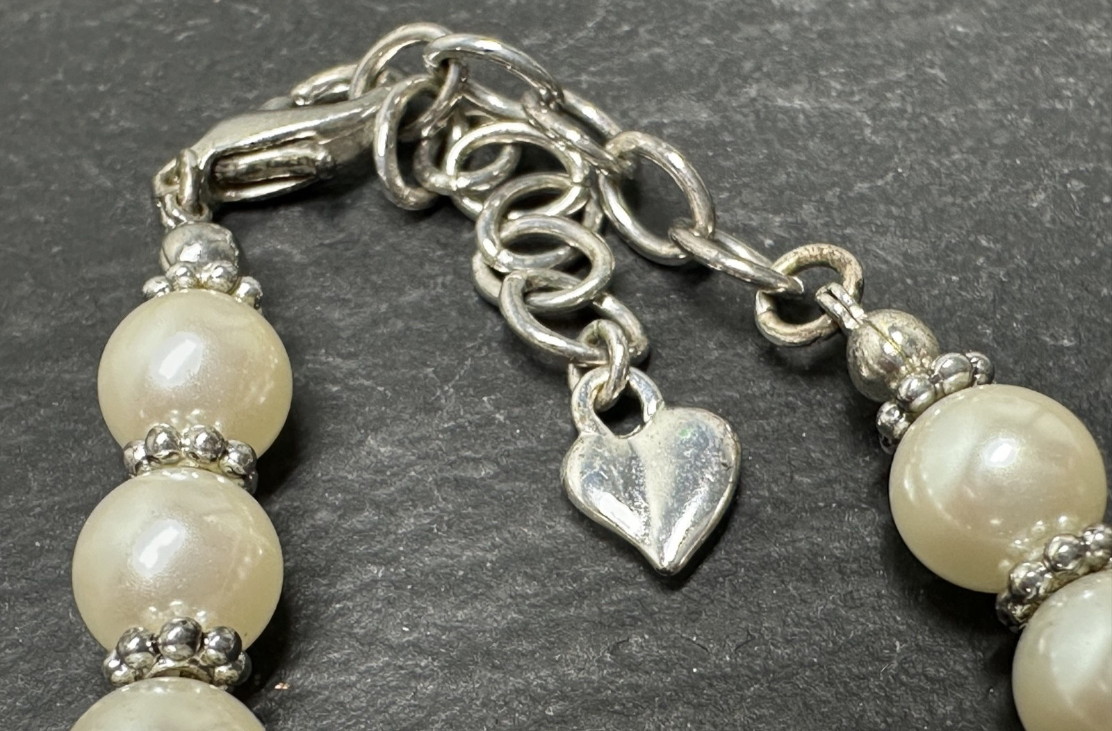 17″ SIMULATED PEARL & SILVER TONE SPACER BEADED NECKLACE M295