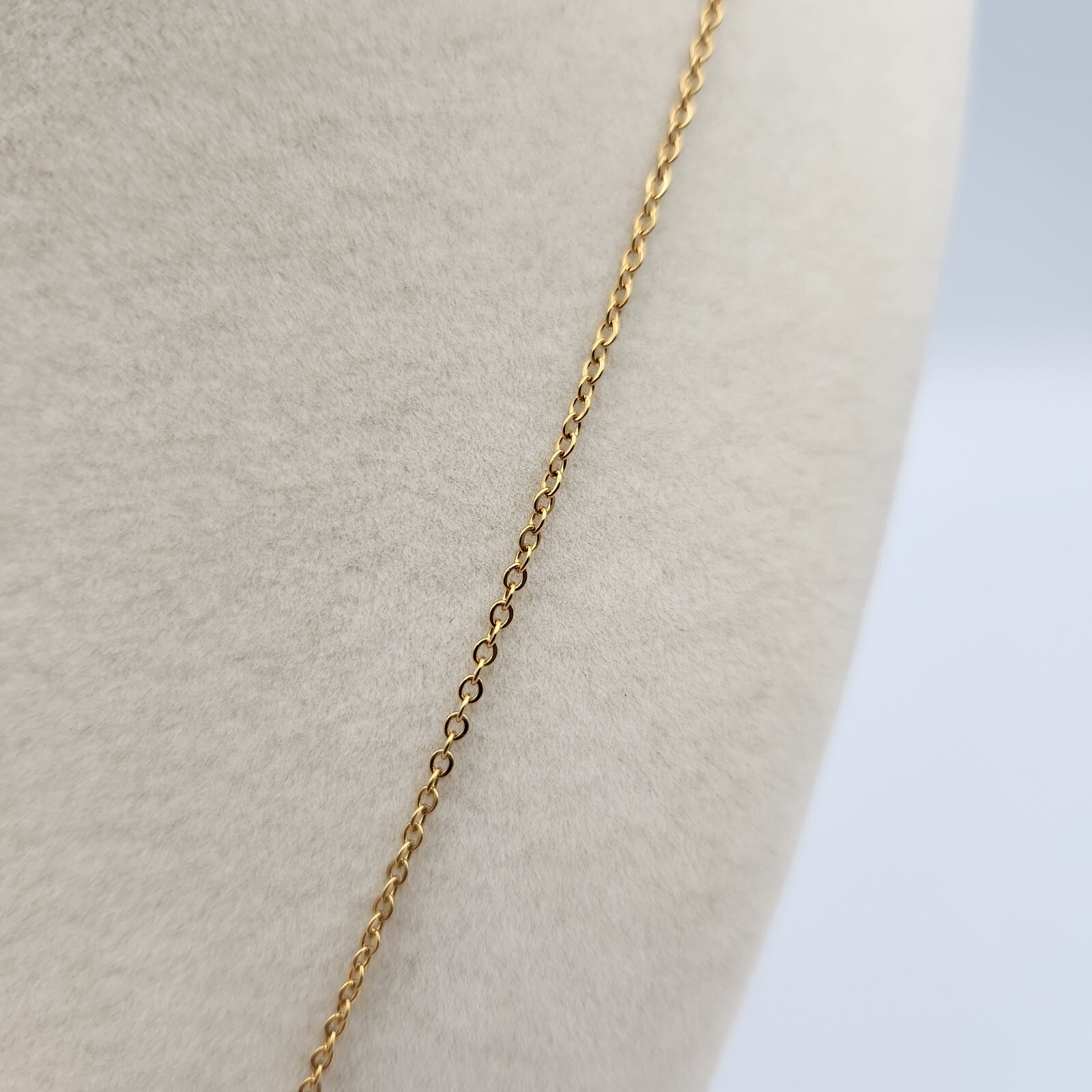 18k Gold Plated Chain Whit Letter S Pendant Necklace