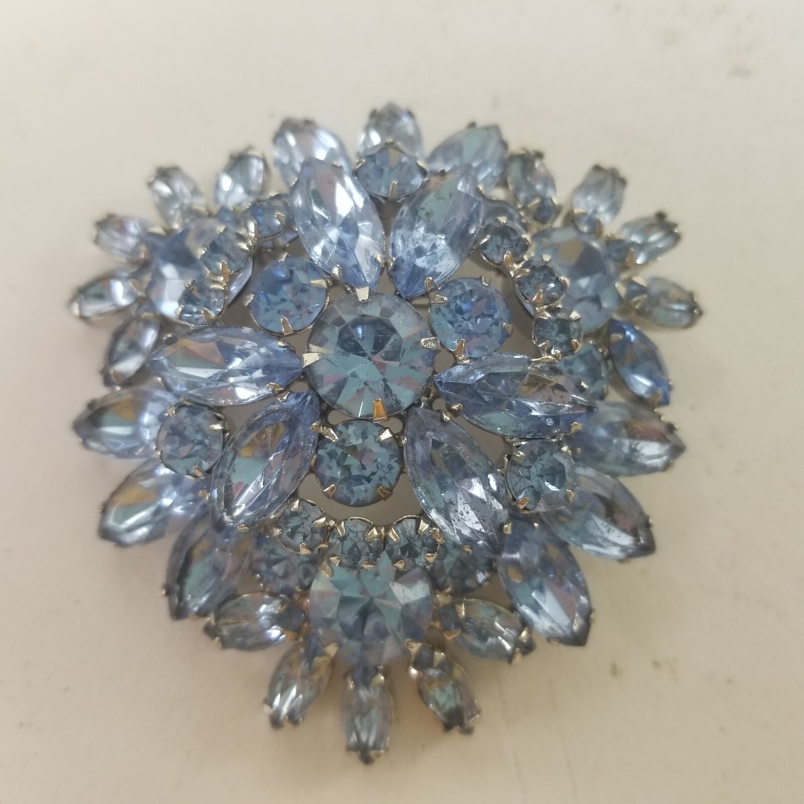 Brooch Ice Blue Rhinestones Icey Silver Tone 2.5″ Flower Cluster