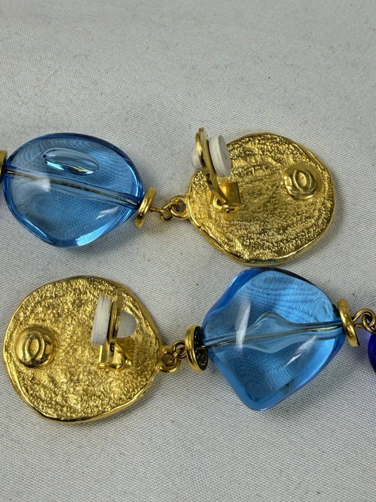 Norma Jean Unsigned Earrings High End Gold Tone Shades of Blue Dangle Drop