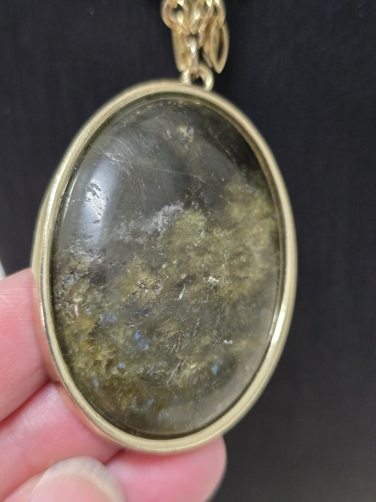 Labradorite White House Black Market Pendant Necklace Gold Tone