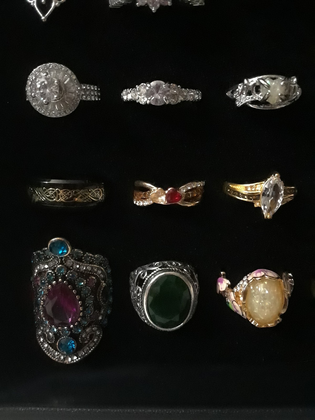 Wholesale Lot of 72 Rings Various Shapes and Sizes Men – Women Display Tray NWOT