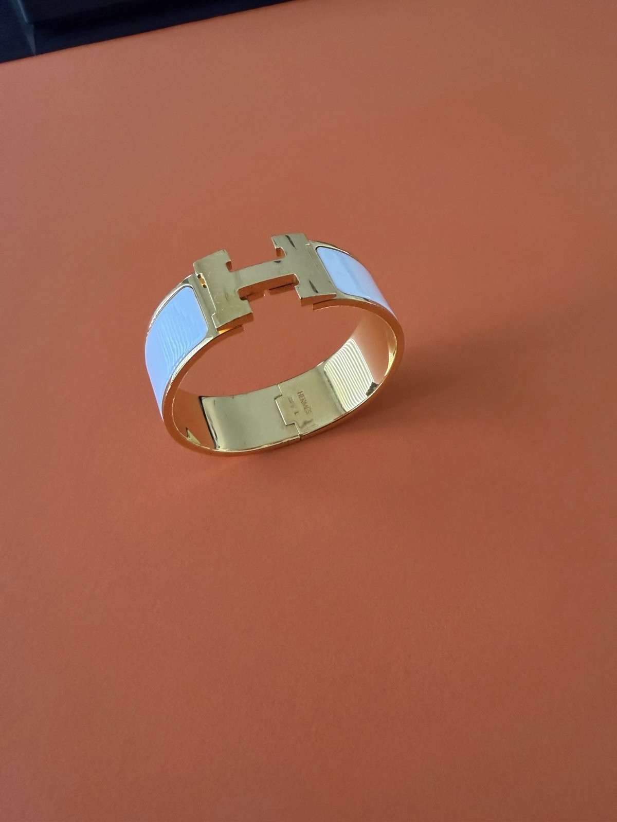 Hermès Clic Clac H Bracelet White Enamel Gold Plated