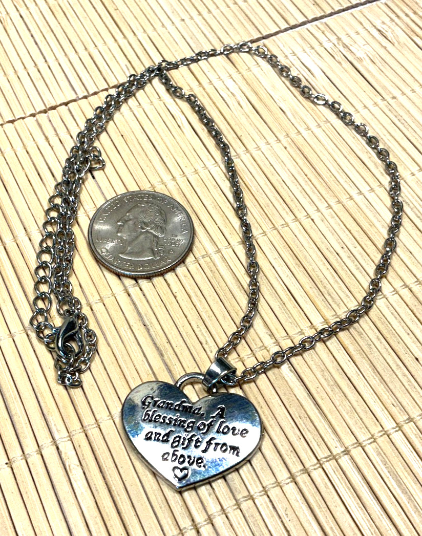 Fashion Necklace Silver Tone Grandma Blessing of Love Heart Pendant Lot 103D