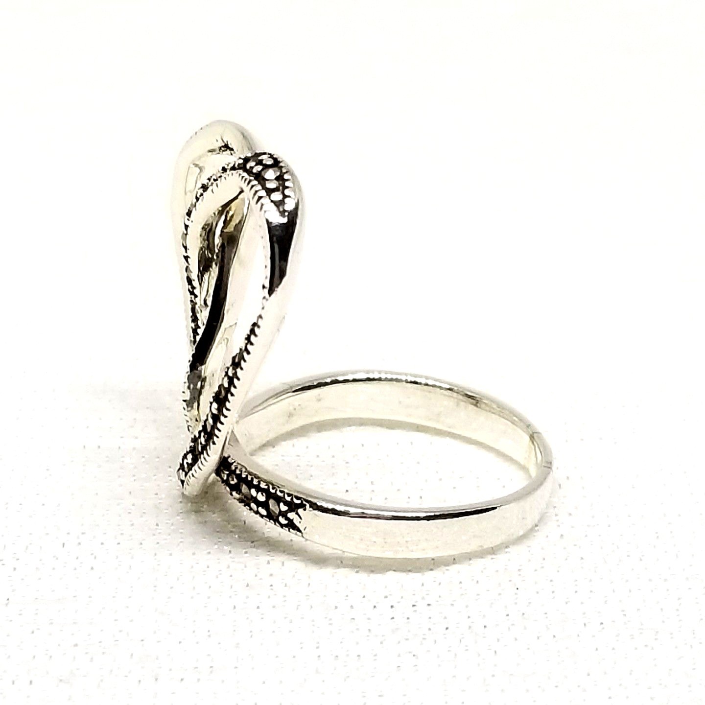 (SIZE 6,7,8,9) Looping Linear HEART RING Marcasite Stones .925 STERLING SILVER