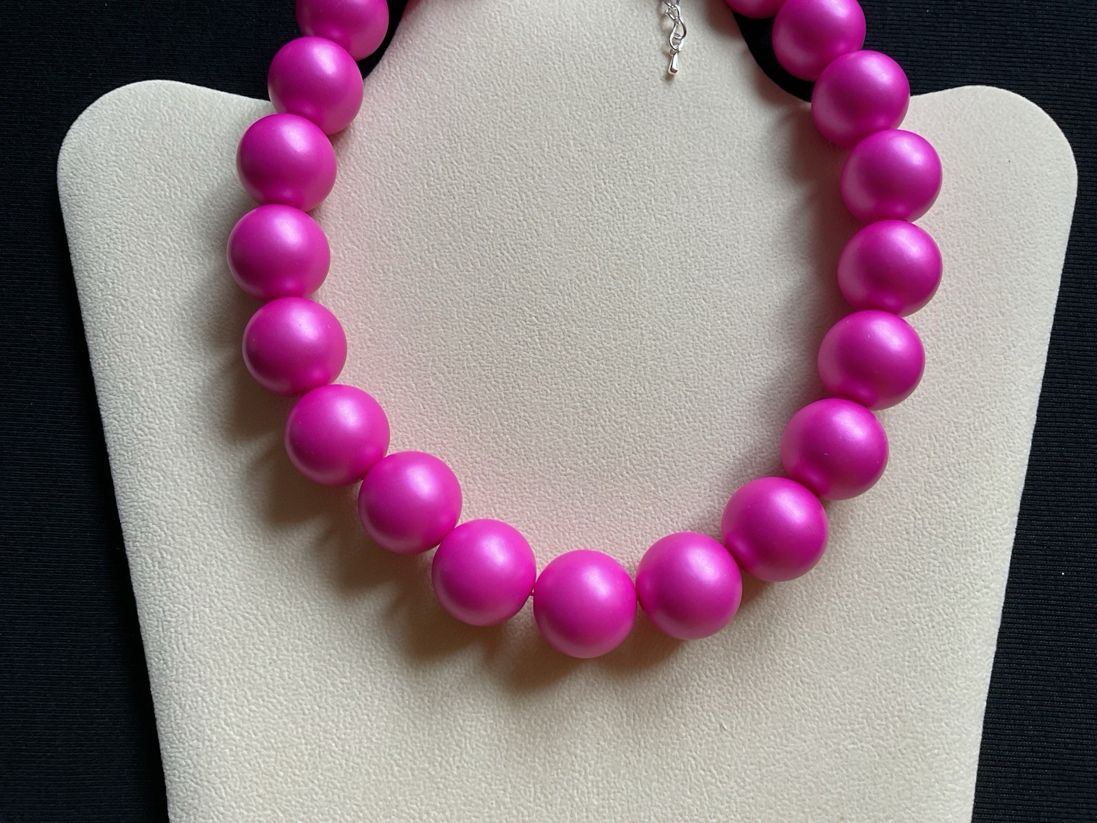 Chunky Hot Pink Beads Adjustable Choker Necklace