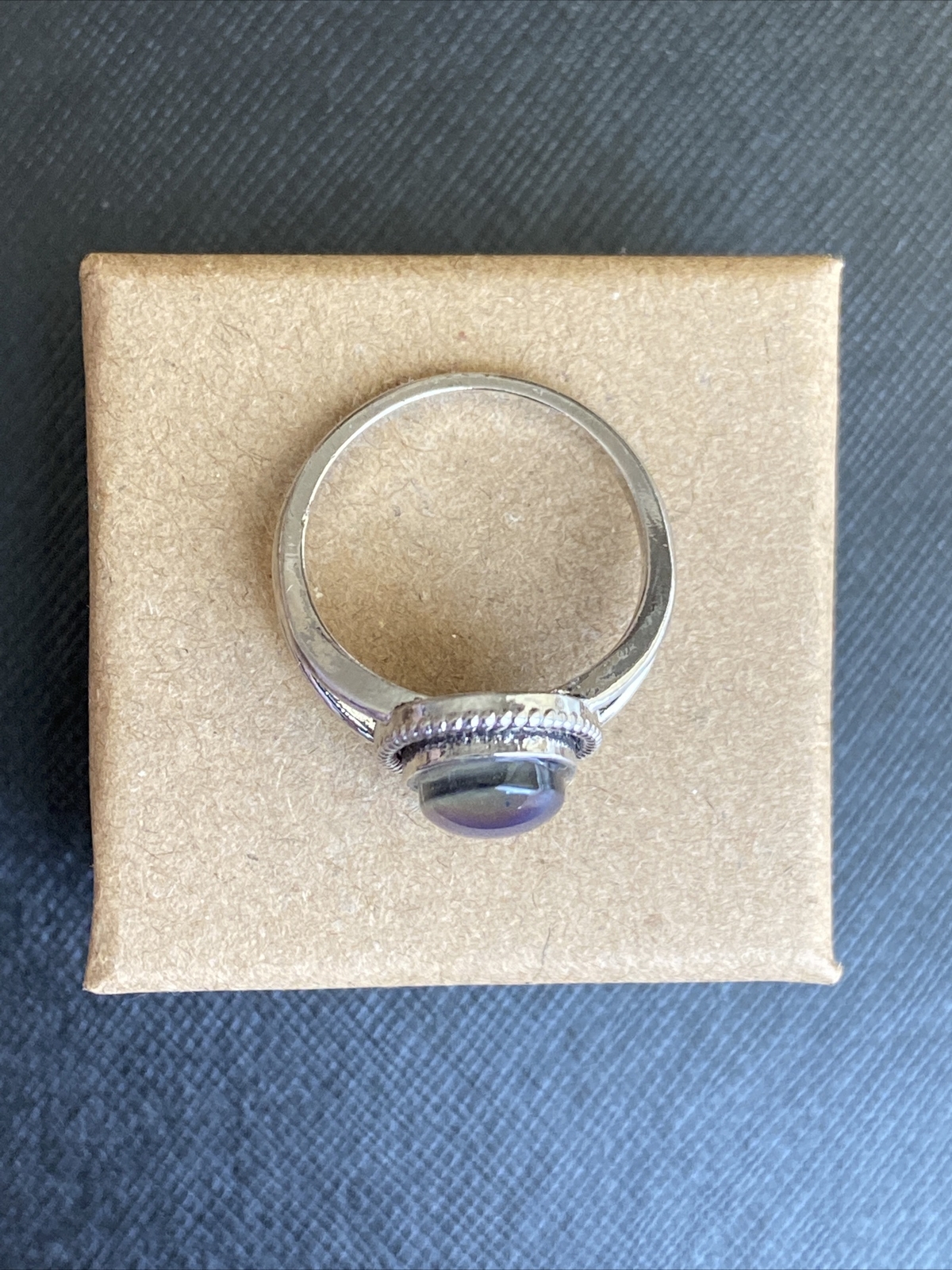 Vintage Style Oval Design Size 6.5 Zinc Alloy Mood Ring +Gift Box + Color Chart