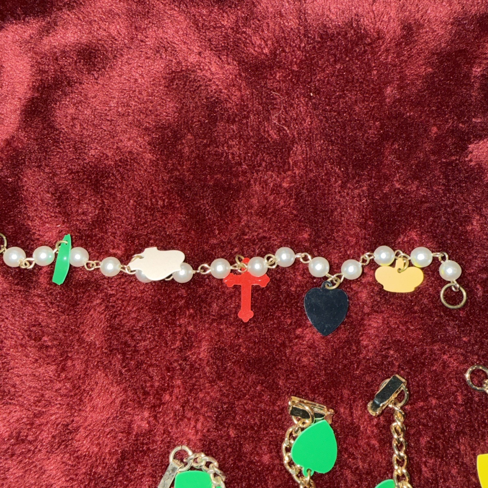 Beaded Necklaces/ Bracelet Lot Plastic/ Resin Some Vintage