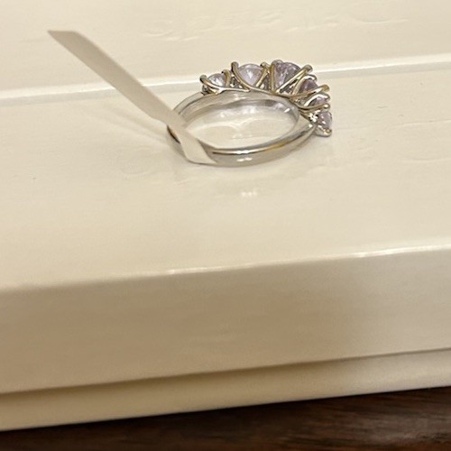 Size 8.25 Silver Tone 5 Stone Diamond CZ Ring No Mark