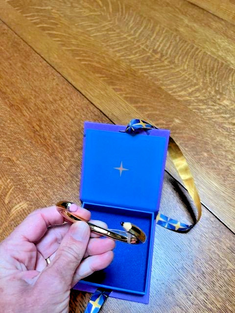 Alex & Ani Pencil Cuff Bracelet NWT Includes Gift Box