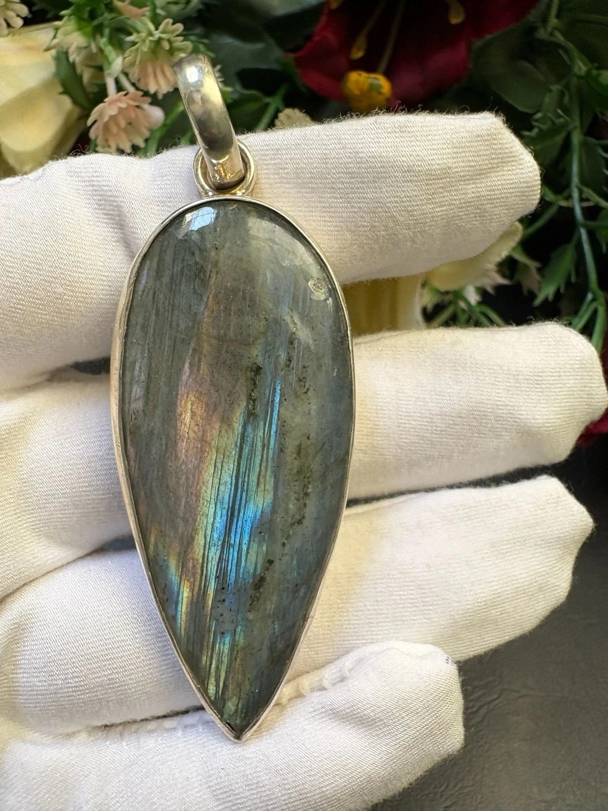 Natural Labradorite Pendant 925 Sterling Silver 66.65Ct Flash Gemstone