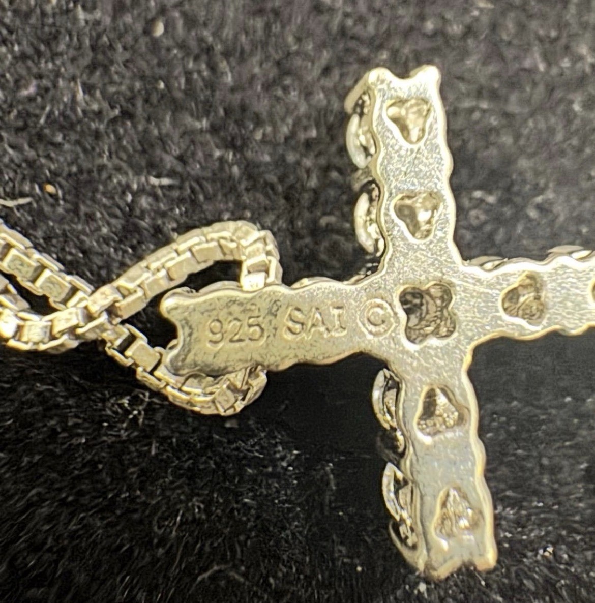 925 Sterling Silver Cross Charm Pendant Necklace White Stones Box Chain Signed