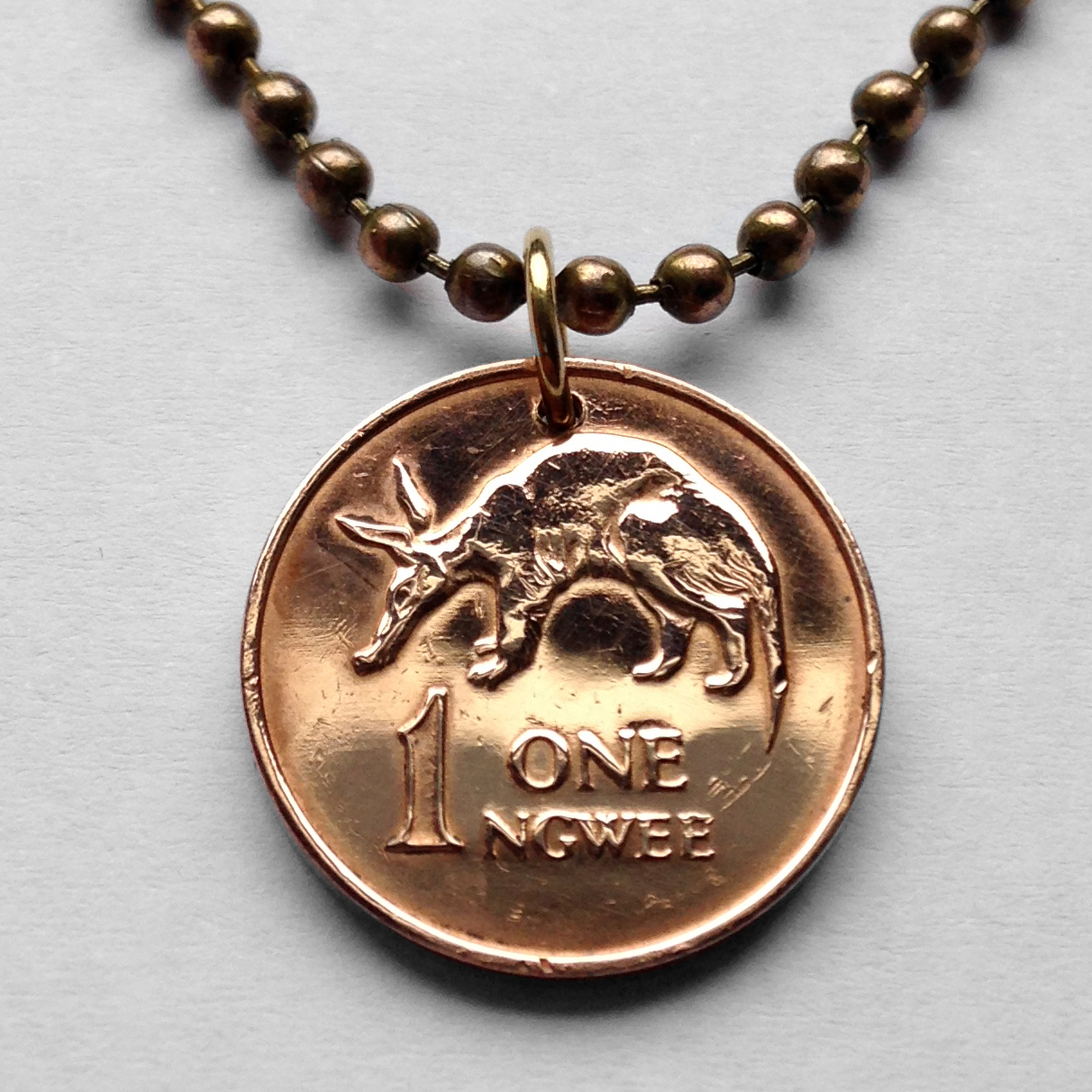1983 Zambia 1 Ngwee coin pendant cute aardvark African anteater Lusaka n000212