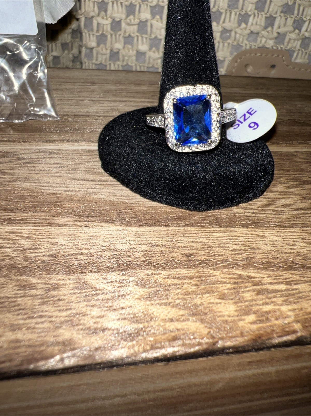 Bomb Party Simply Gorgeous Size 9 Ring