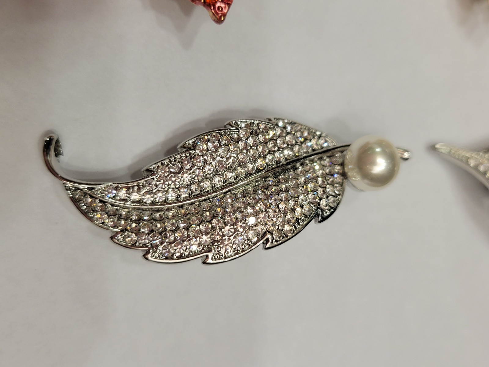 Gorgeous Rhinestone Flower Floral Leaf Stunning All Occasions Brooch Lot CA P56