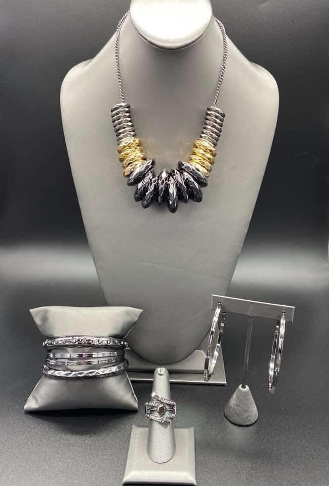 Fashion Fix Silver Gold Black Jewelry Magnificent Musings 4 pc set 0720