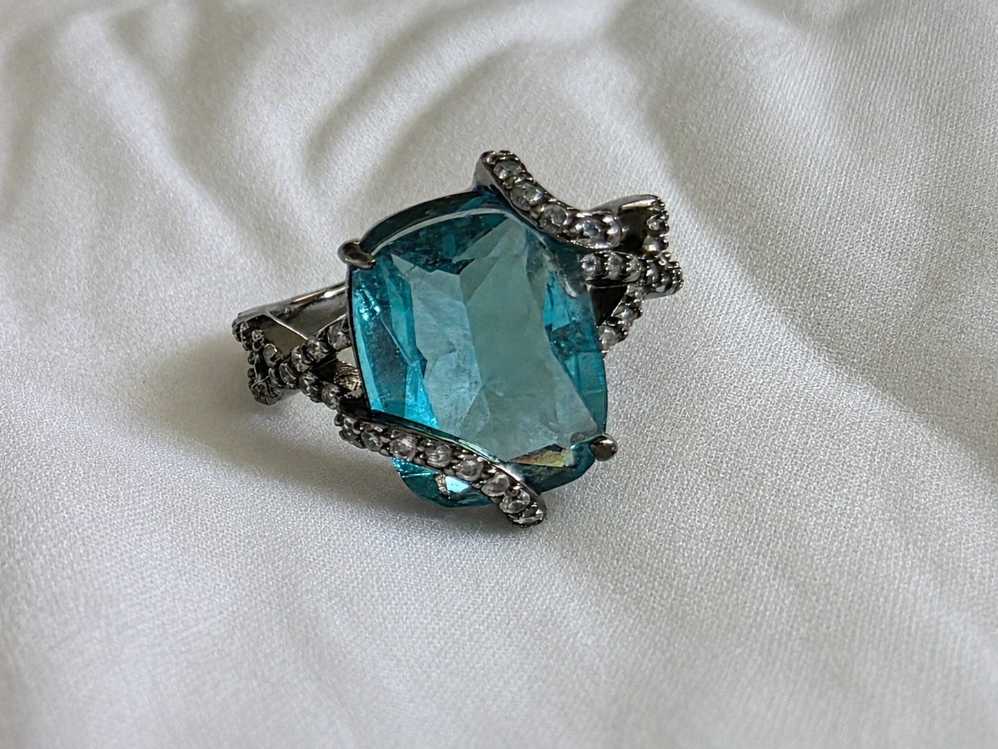 Bomb Party Ring – Nightshade Serenade Paraiba Tourmaline and Hematite – Size 7