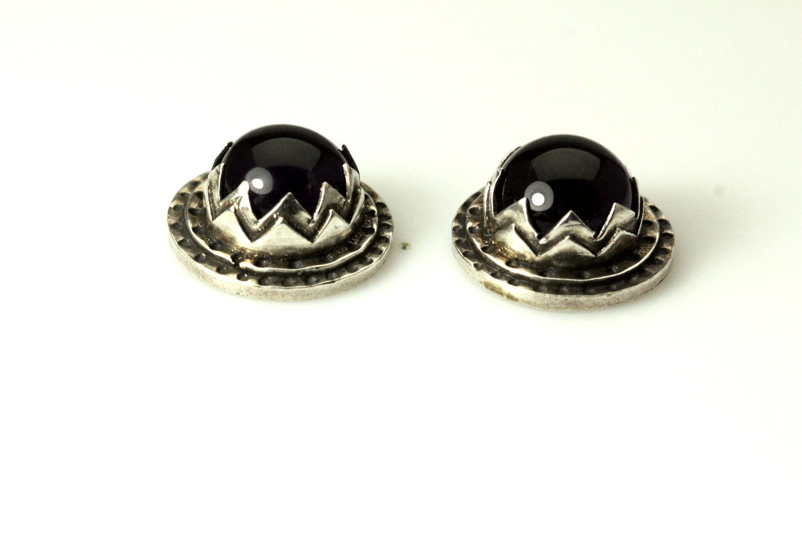 925 Sterling Silver Round Purple Stone Post Earrings 13.1 Grams (EAR4062)