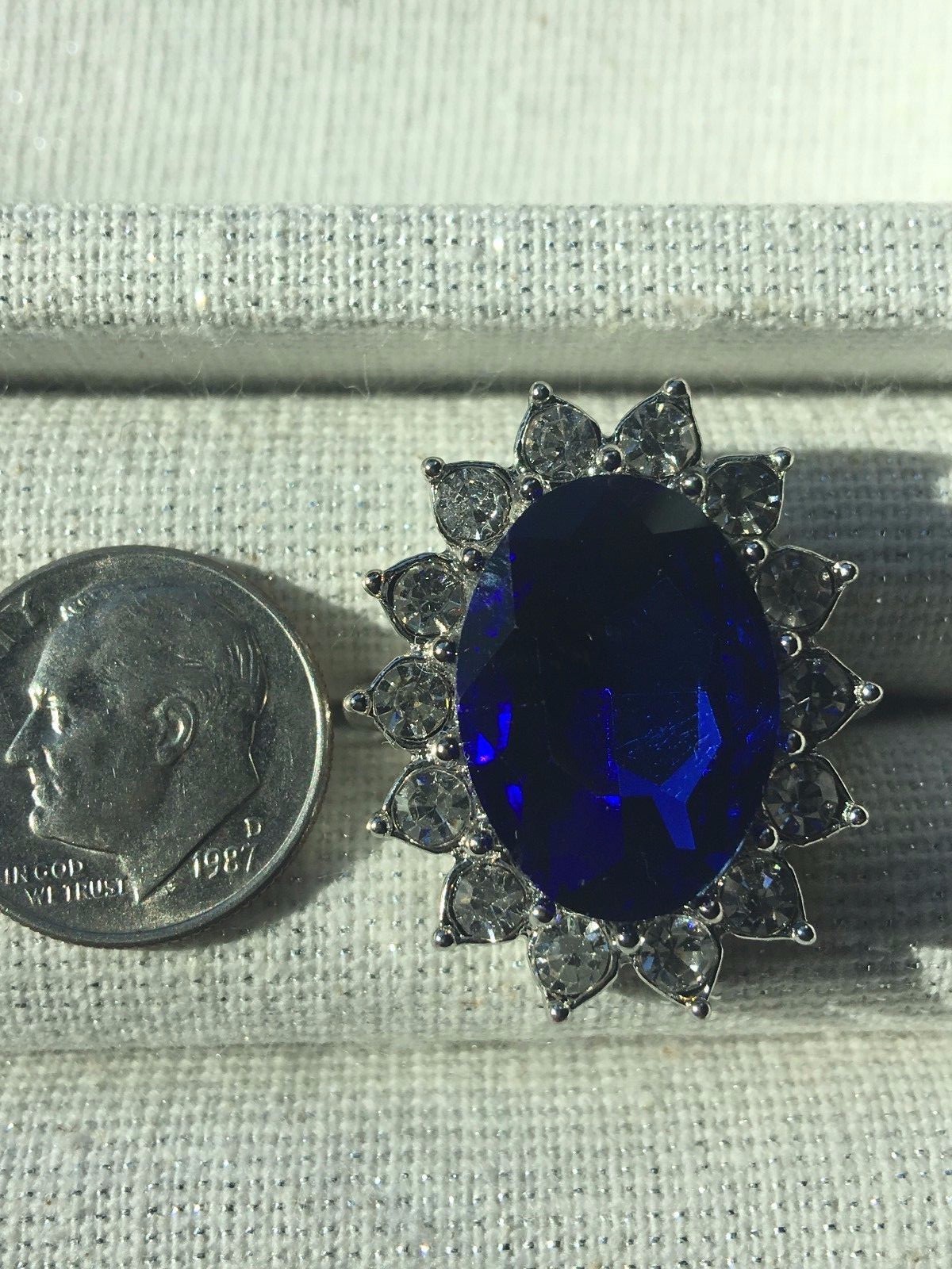 Kate Middleton Princess Diana VERY HUGE Sapphire engagement Ring Size 7
