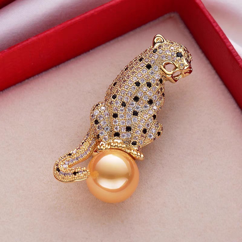 Leopard Brooch Pin Women Gold Tone Zircon Rhinestone Pearl Accent Animal Jewelry