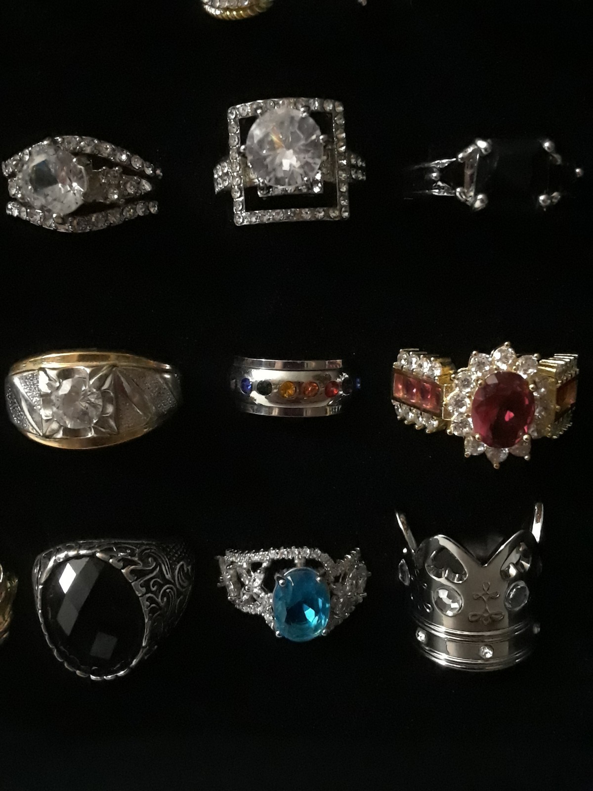 Wholesale Lot of 72 Rings Various Shapes and Sizes Men – Women Display Tray NWOT