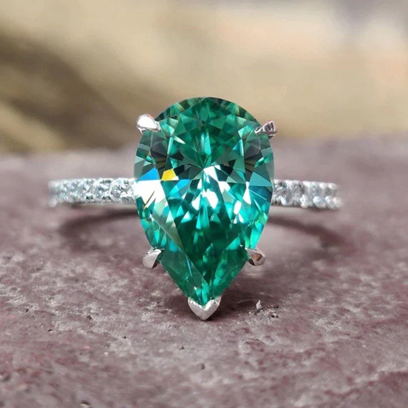 Woman White Gold Plated Sparkling Green CZ Oval Band Ring Sizes 6-10