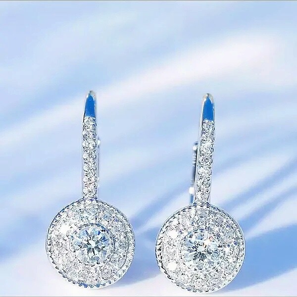 STUNNING WHITE TOPAZ LEVER BACK EARRINGS SILVER DANGLE LEVERBACK HIGH QUALITY