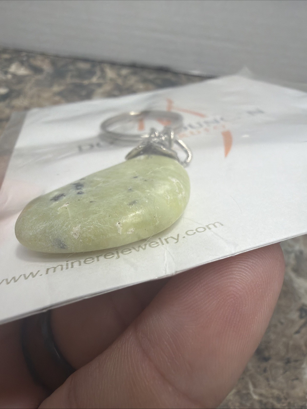 Donna Duncan Marrafu Meneral Jewelry Keychain Green Gemstone