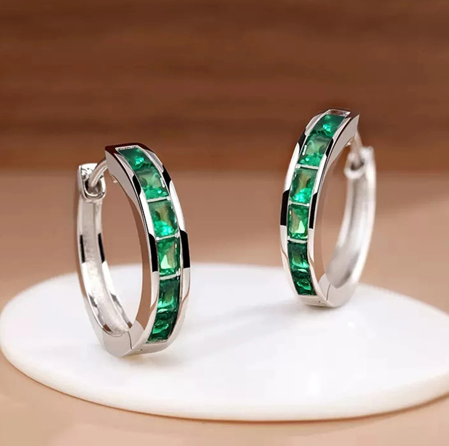 1Pair Princess CZ Hoop Earrings Elegant Women Geometric Jewelry – NEW