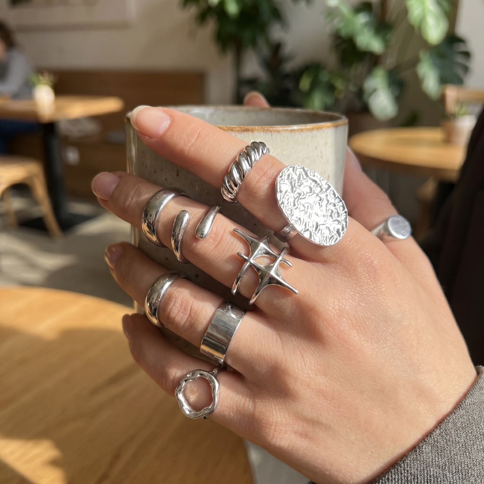 10pc Zinc Alloy Lava Line Star Ring Set Women Chunky Geometric Punk Gold