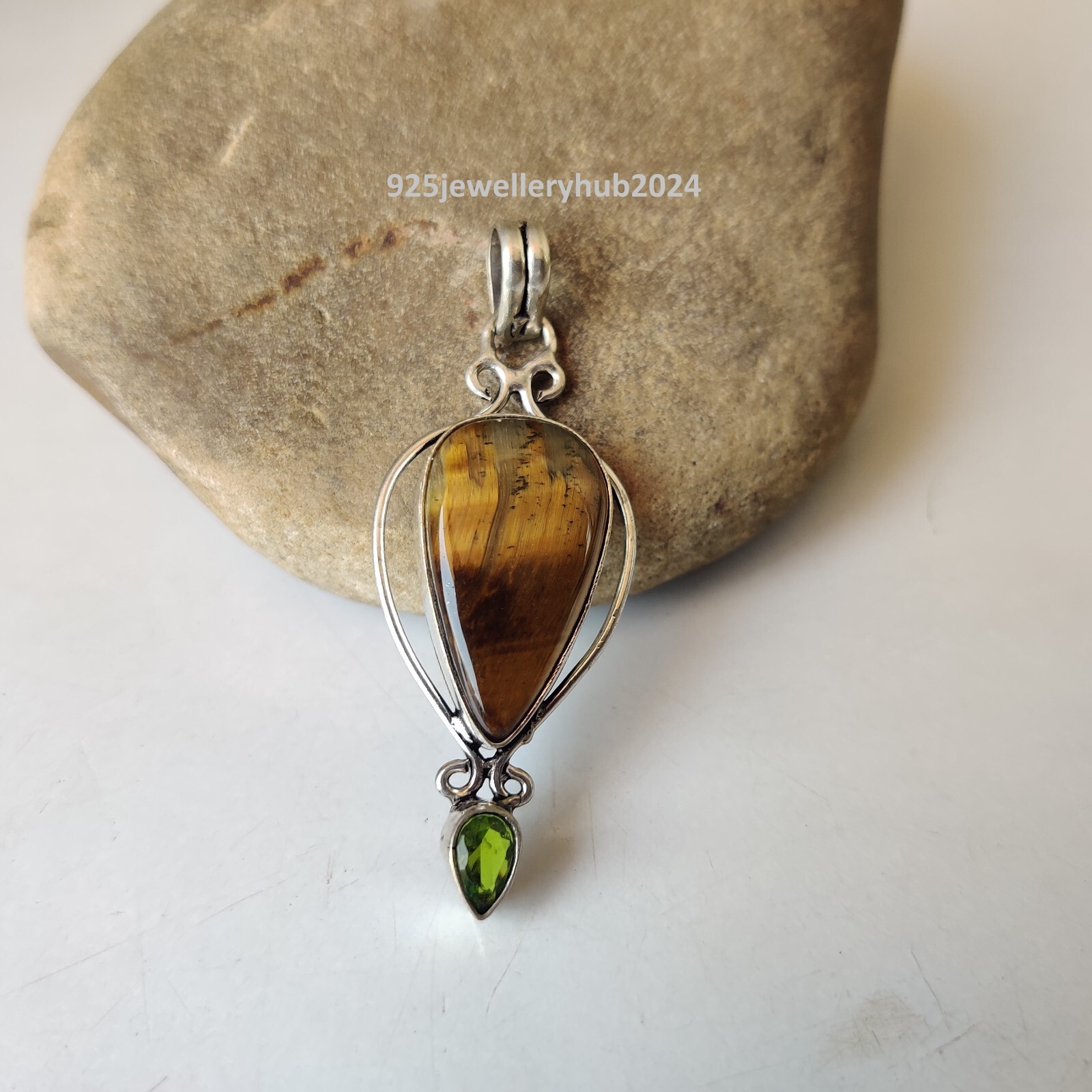 Natural Tiger Eye Gemstone Pendant 925 Sterling Silver Designer Pendant PG5915