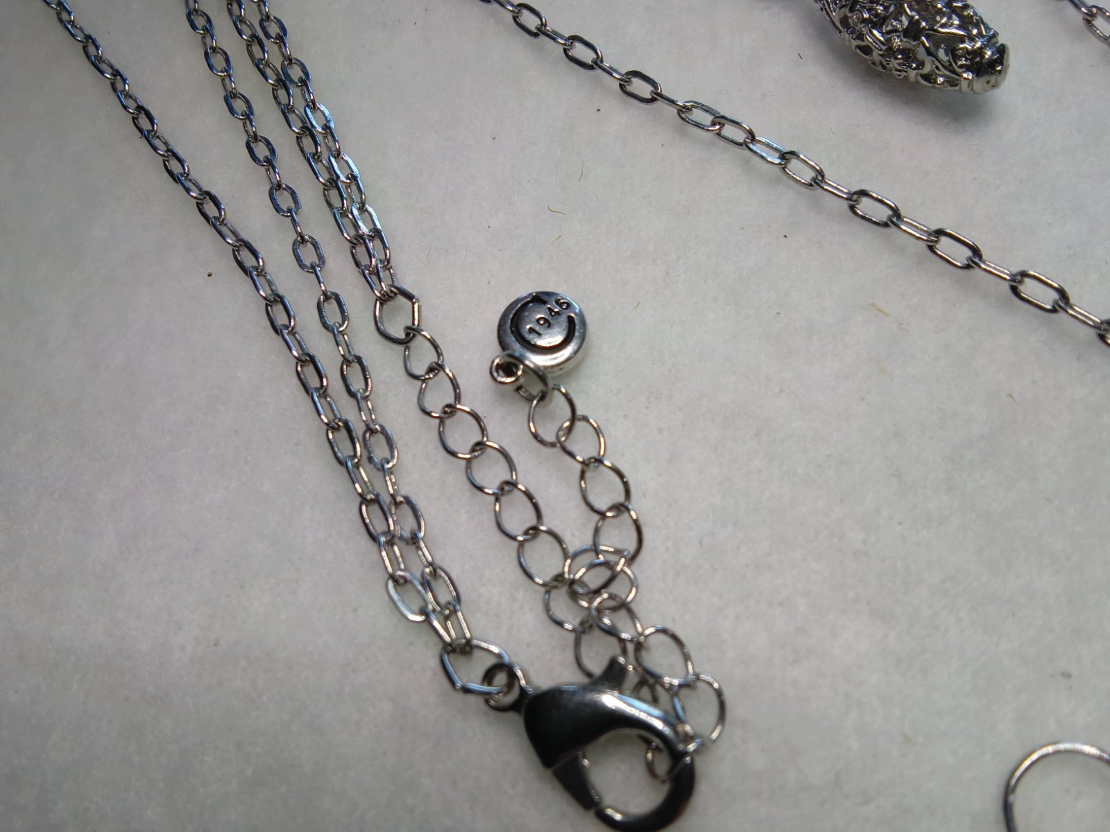 C 1946 Branded Lariat Style Silver Tone Filigree Beads Necklace & Earrings