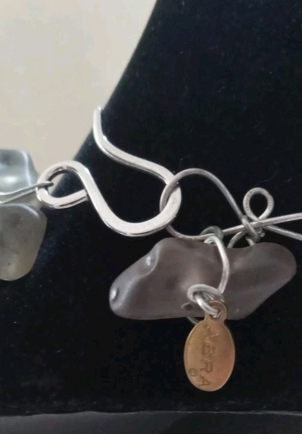 Abra Women Grey Frosted Wire Wrap 17 Inch Necklace