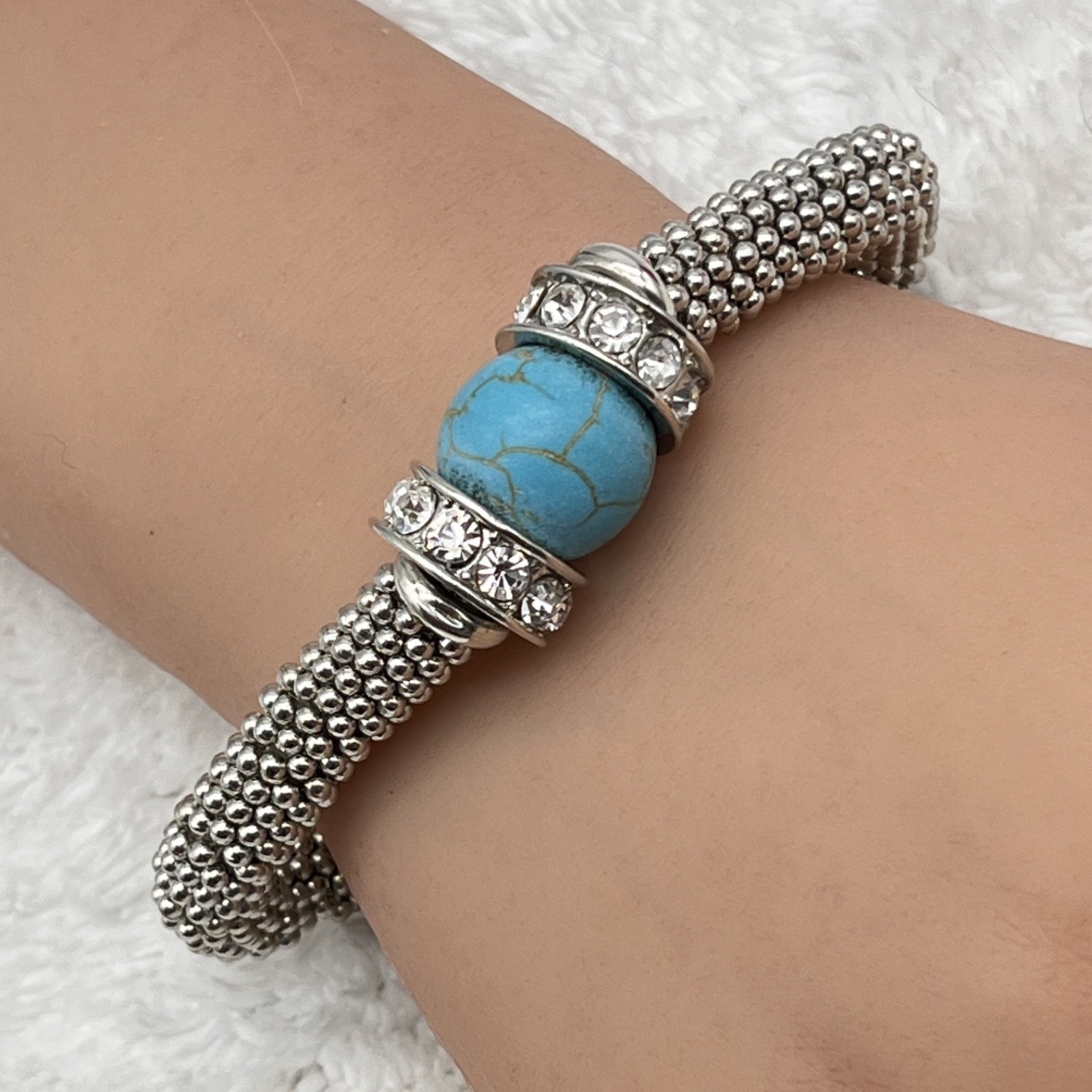 Chunky Southwestern Jewelry Set Necklace Stretch Bracelet Silver Tone Blue Stone