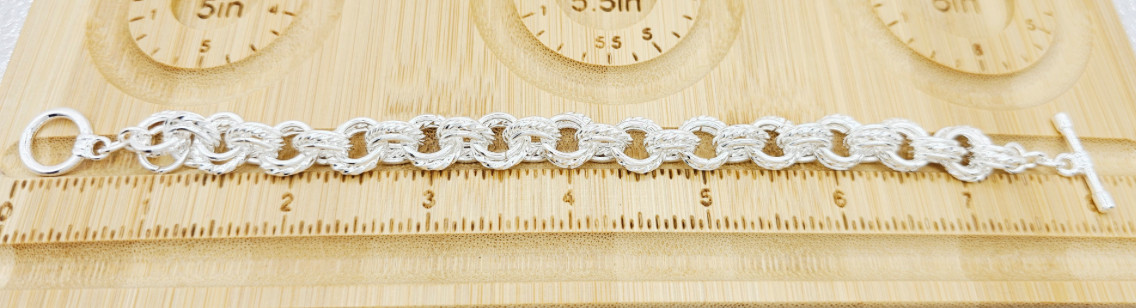 Bracelet 8 in 925 Sterling Silver Charm Round Link Chain Interlocking Many Rings