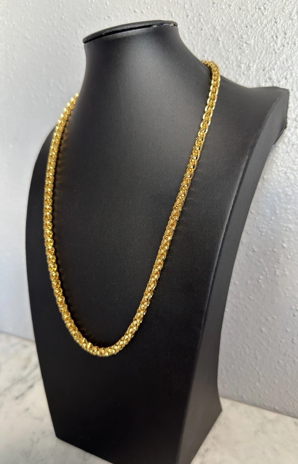 Unsigned Heavy Gold Tone Chunky Wheat Link Chain Necklace 24″ x 6mm