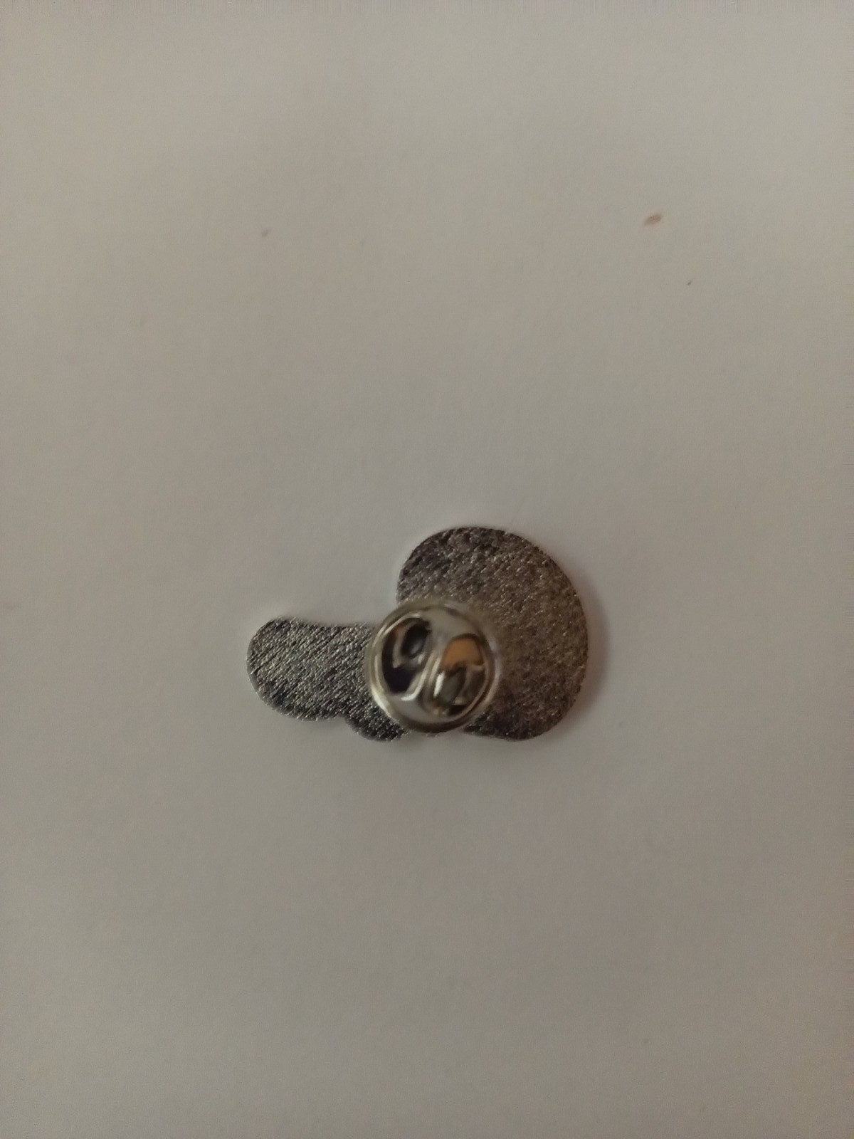 CHICAGO-PIN-2 OR MORE PINS $5.49 SHIPPING-SPEND $20 SHIPPING IS FREE