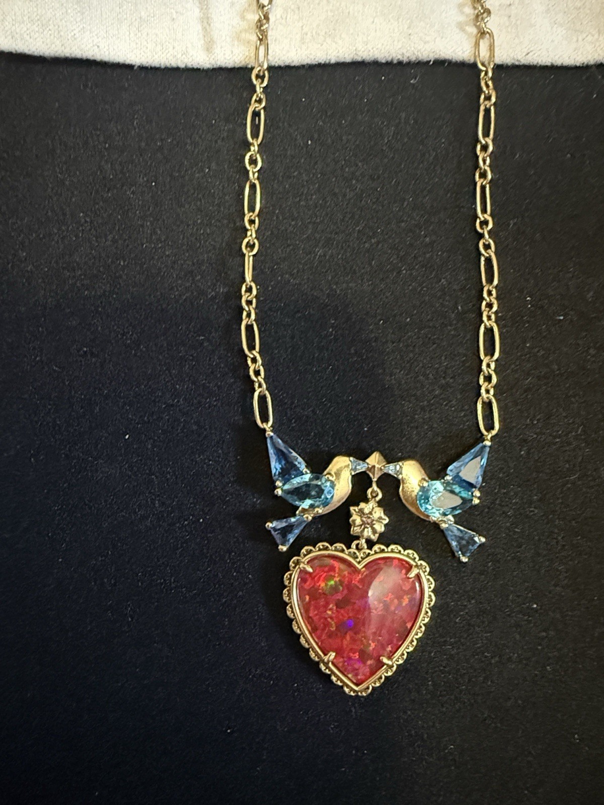 Extremely Rare Kendra Scott Disney Snow White Necklace NWT
