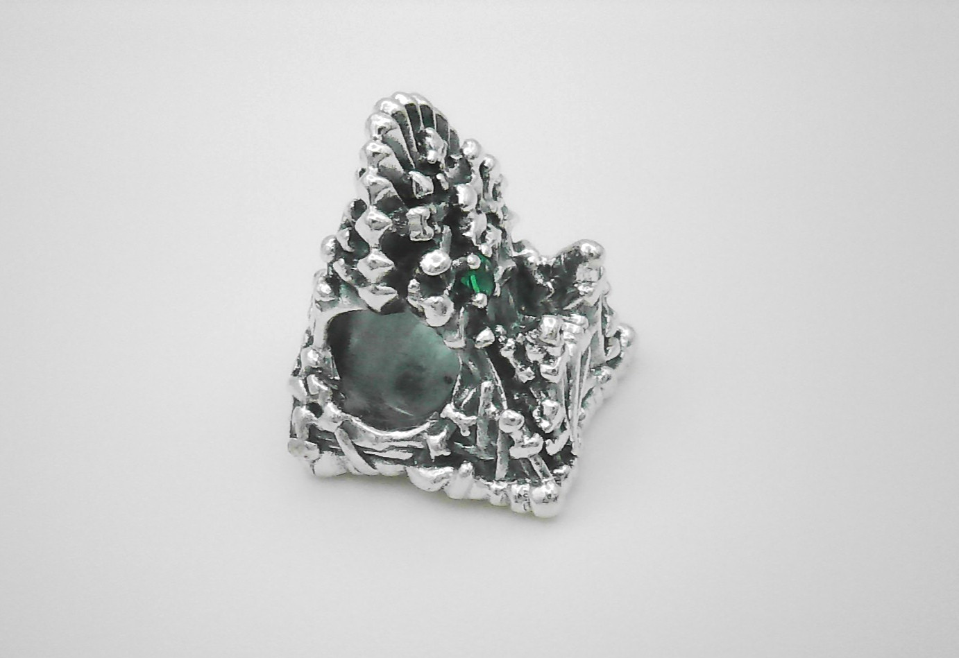 NEW! Authentic Pandora Game of Thrones Iron Throne Charm Green Crystal 792965C01