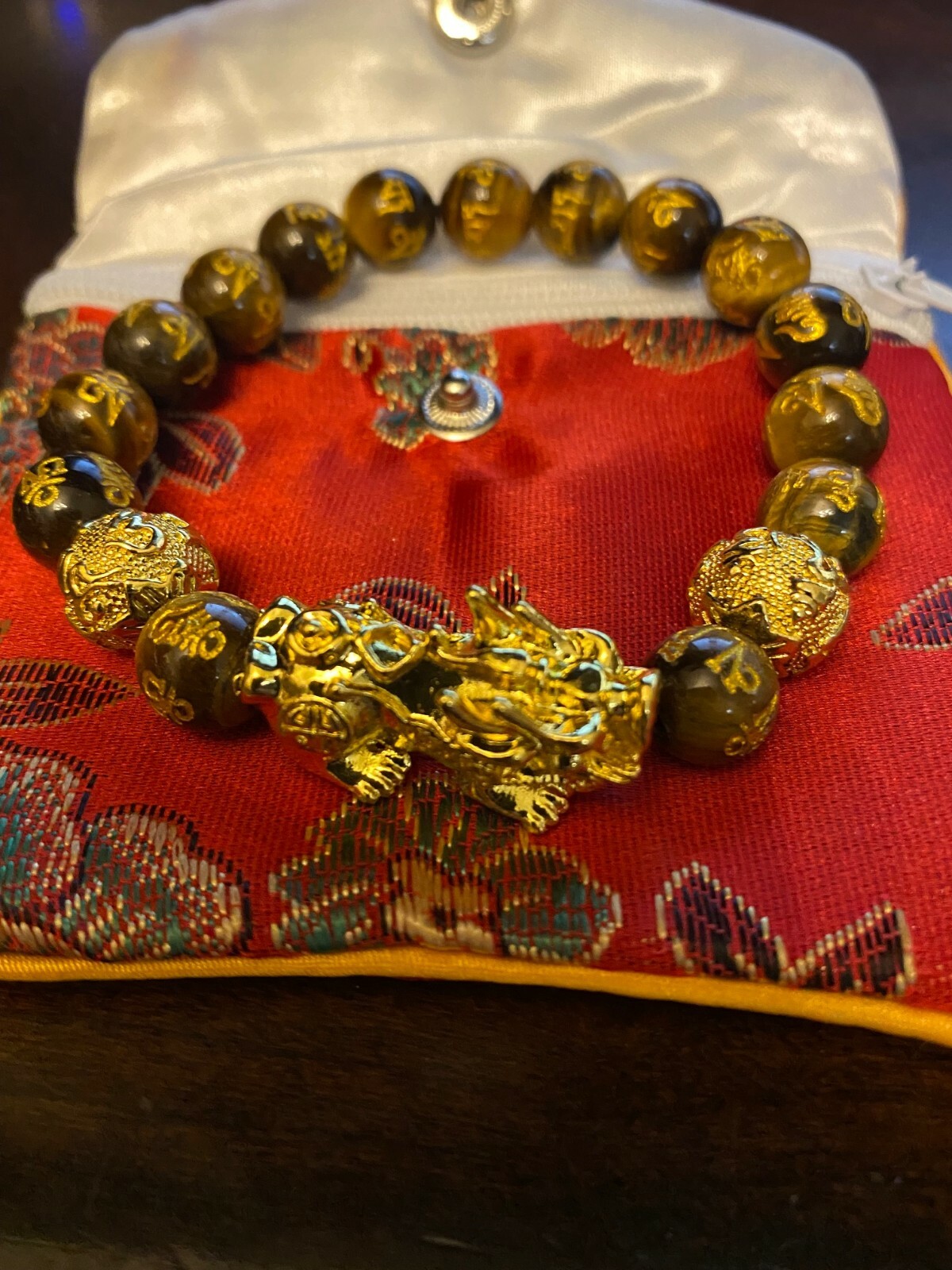 Pixiu Feng Shui Yellow Tigers Eye Carved Beaded Bracelet Gold Dragon Size 6.5″