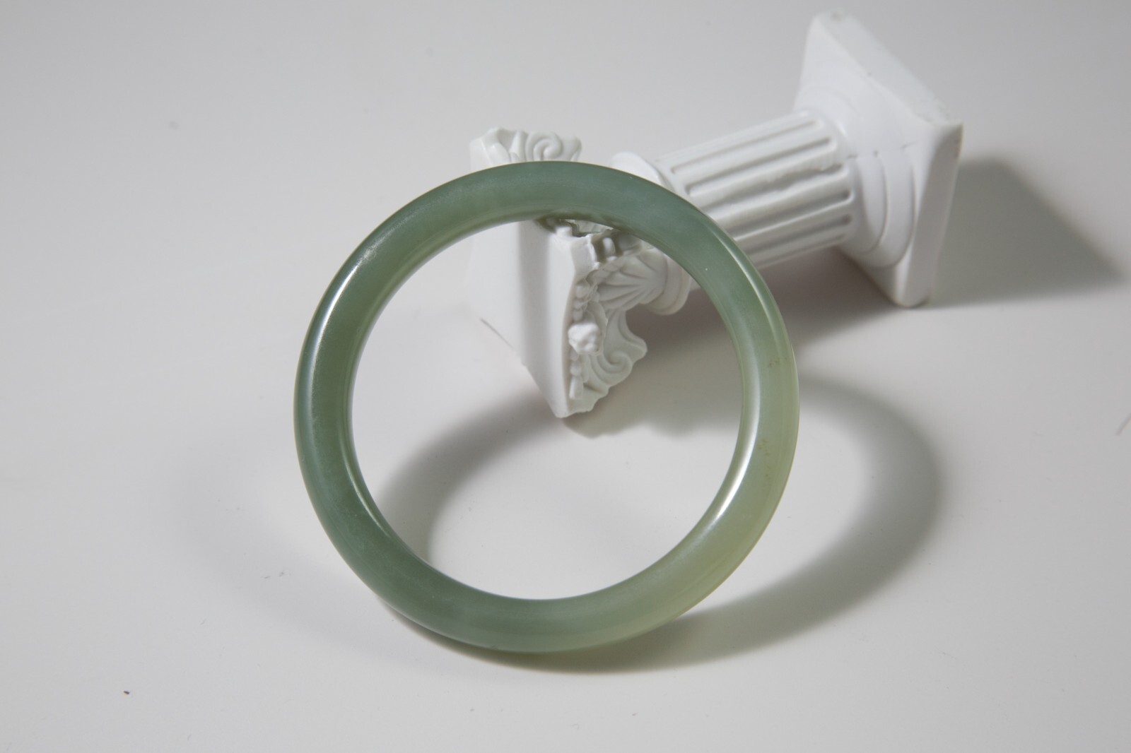54.2mm Oily Water Duck Egg Green Nephrite Bangle Bracelet | 54口鸭蛋青和田玉手镯